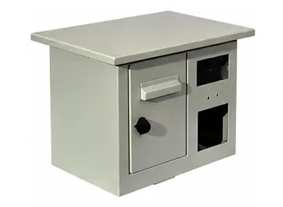 Outdoor Cabinets / Pedestals